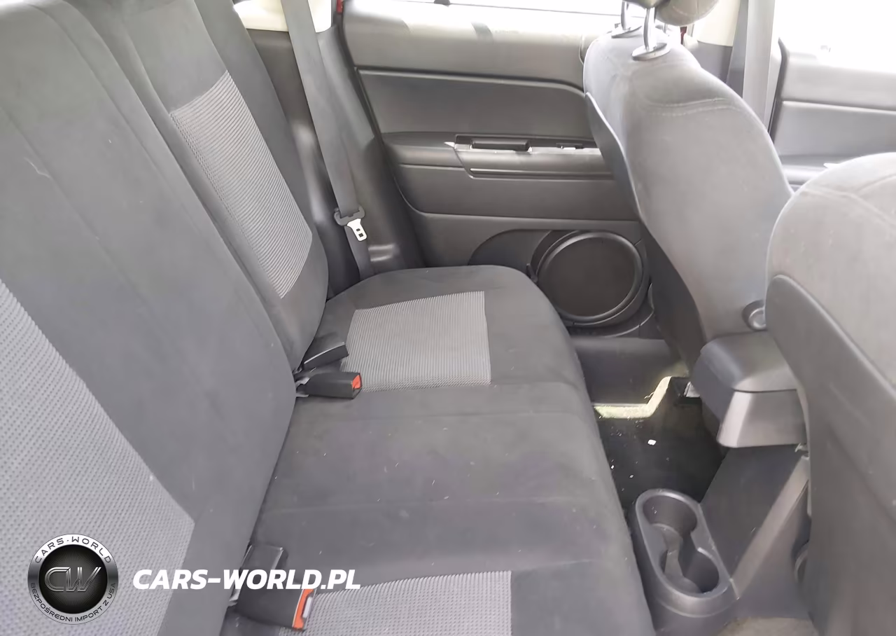 2015 Jeep Compass Sport VIN:1C4NJDBBXFD125405 - 8