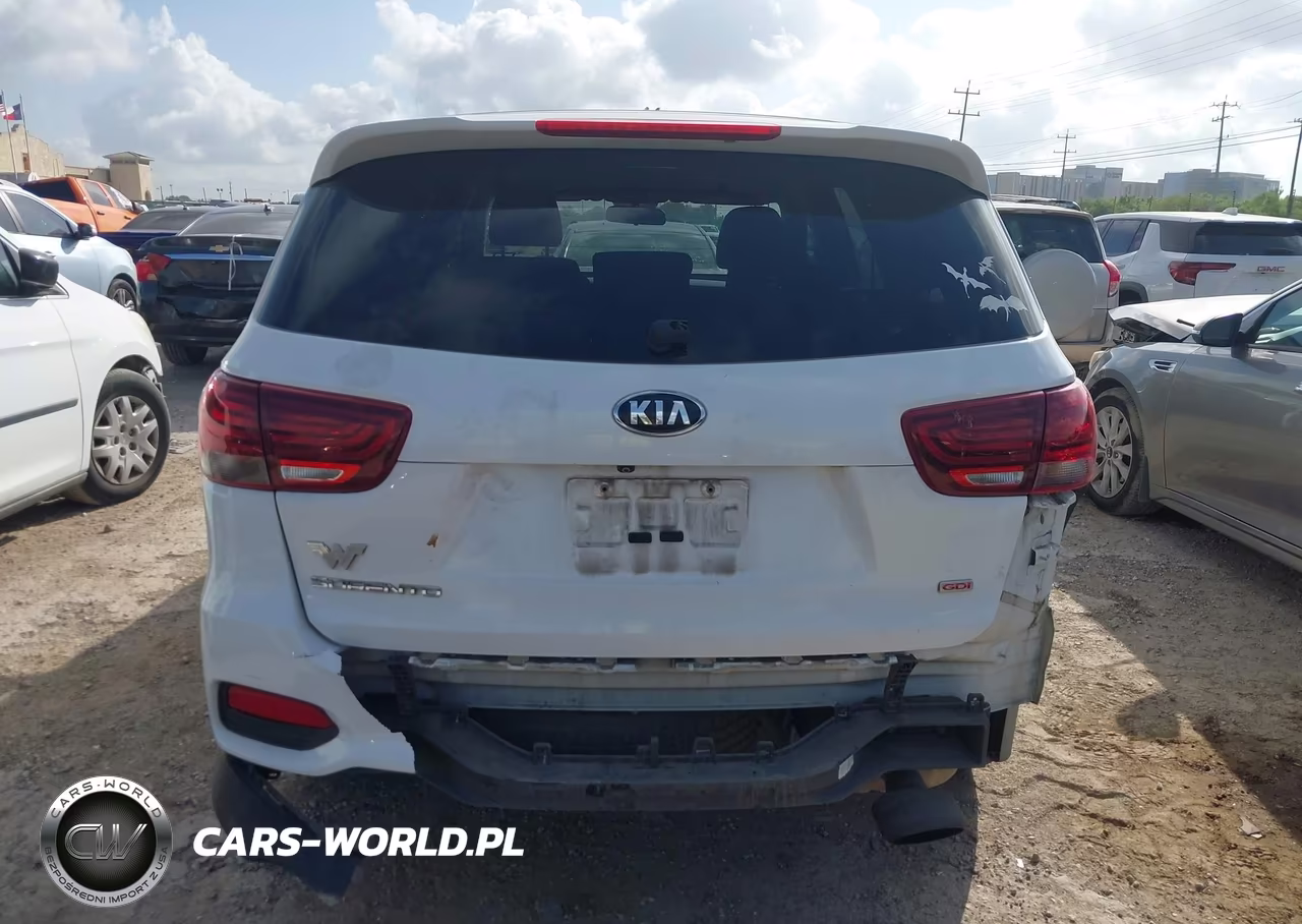 2019 Kia Sorento 2.4L L VIN:5XYPG4A39KG605156 - 16