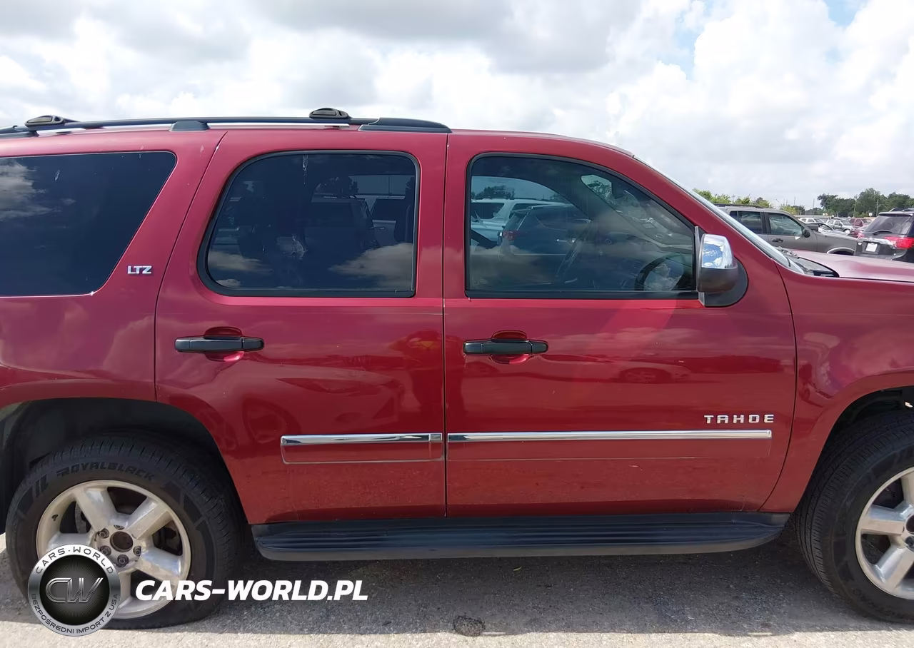 2009 Chevrolet Tahoe Ltz VIN:1GNFC33J99R301051 - 13