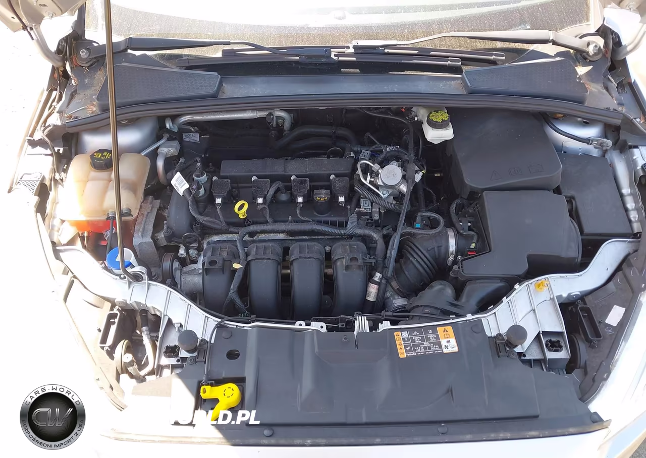 2017 Ford Focus Se VIN:1FADP3K24HL246403 - 10