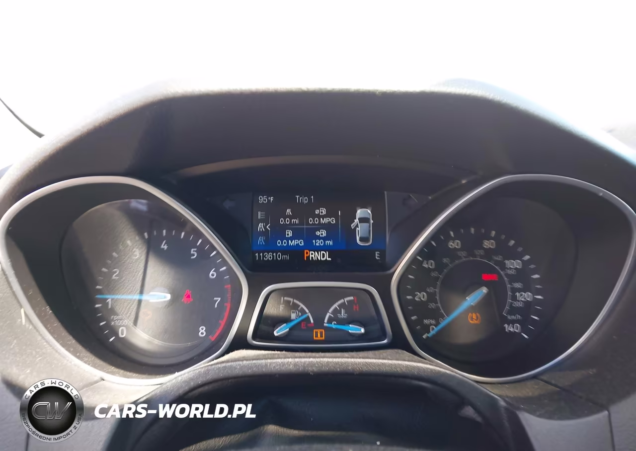 2017 Ford Focus Se VIN:1FADP3K24HL246403 - 7