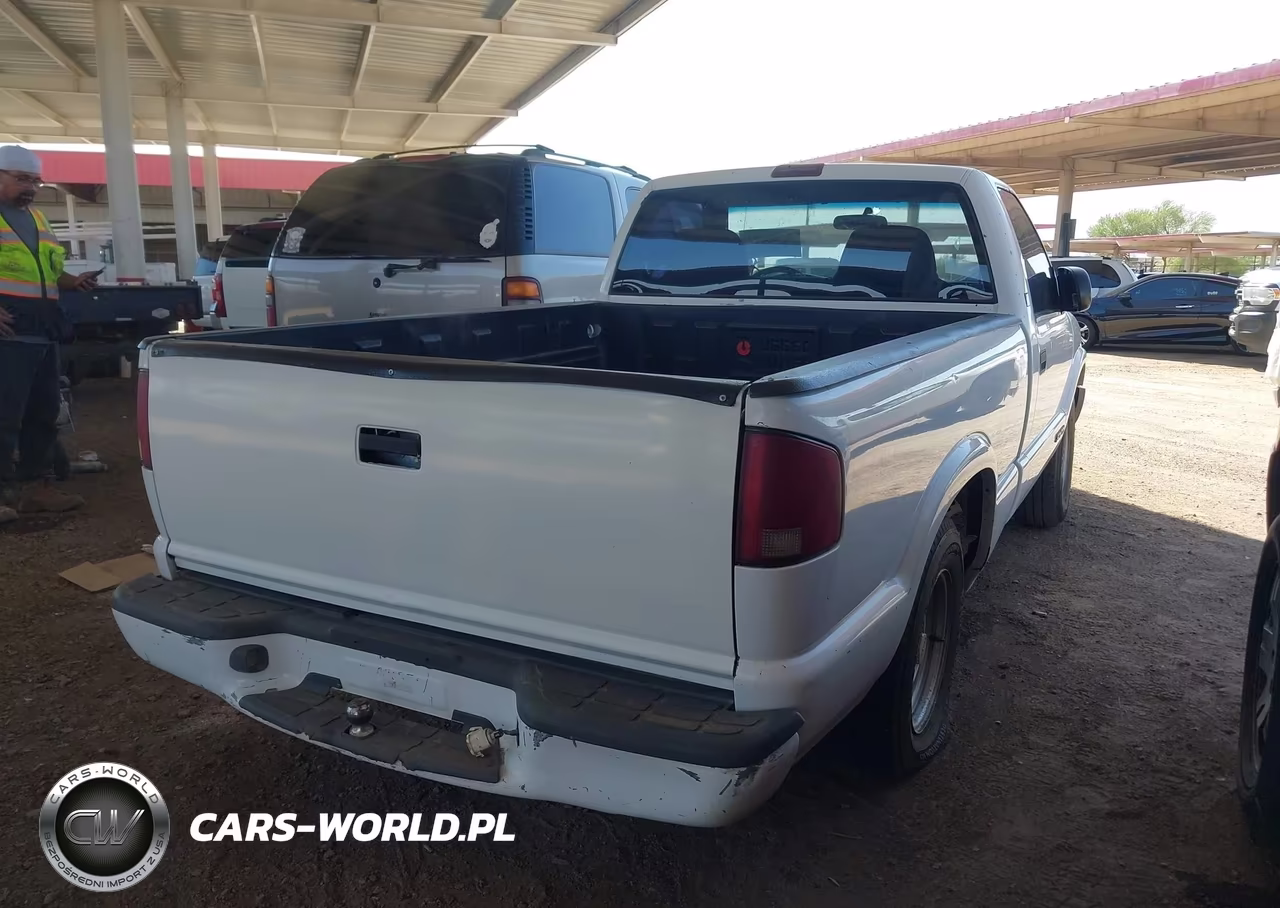1999 GMC Sonoma Sl VIN:1GTCS1447XK518065 - 4