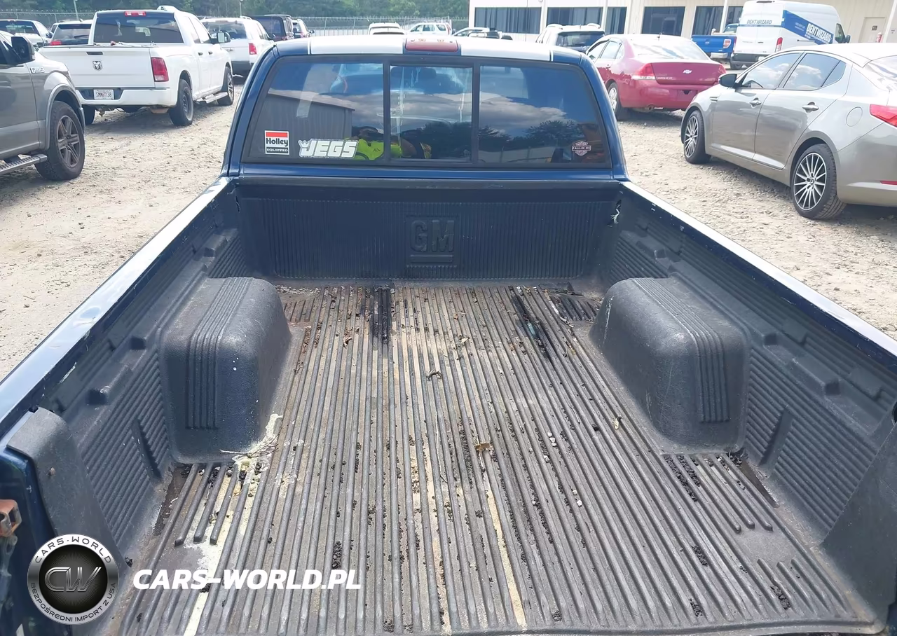 2003 Chevrolet S-10 Ls VIN:1GCCS19XX38140205 - 8