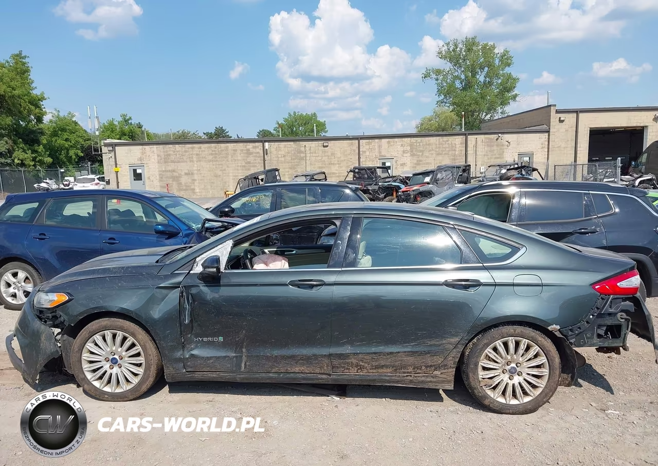 2015 Ford Fusion Hybrid Se VIN:3FA6P0LU8FR158671 - 15