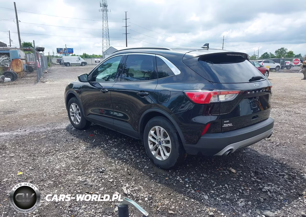 2020 Ford Escape Se VIN:1FMCU9G61LUA20766 - 3