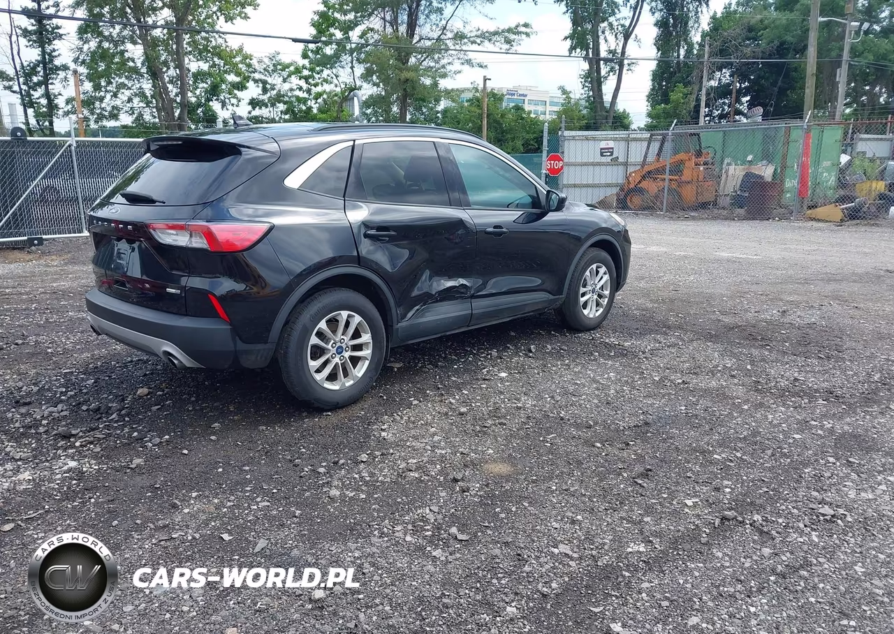 2020 Ford Escape Se VIN:1FMCU9G61LUA20766 - 4