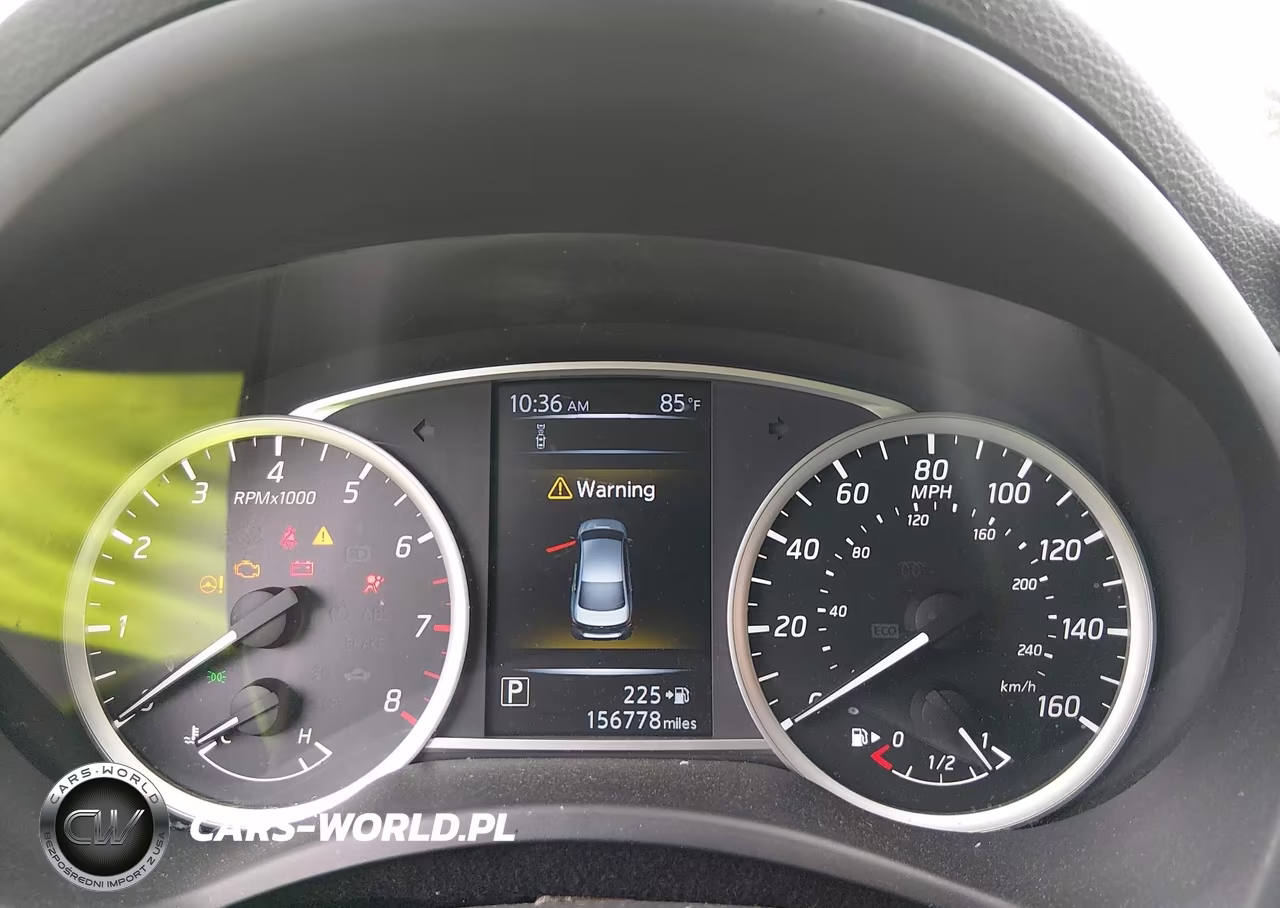 2018 Nissan Sentra S VIN:3N1AB7AP1JY334289 - 15