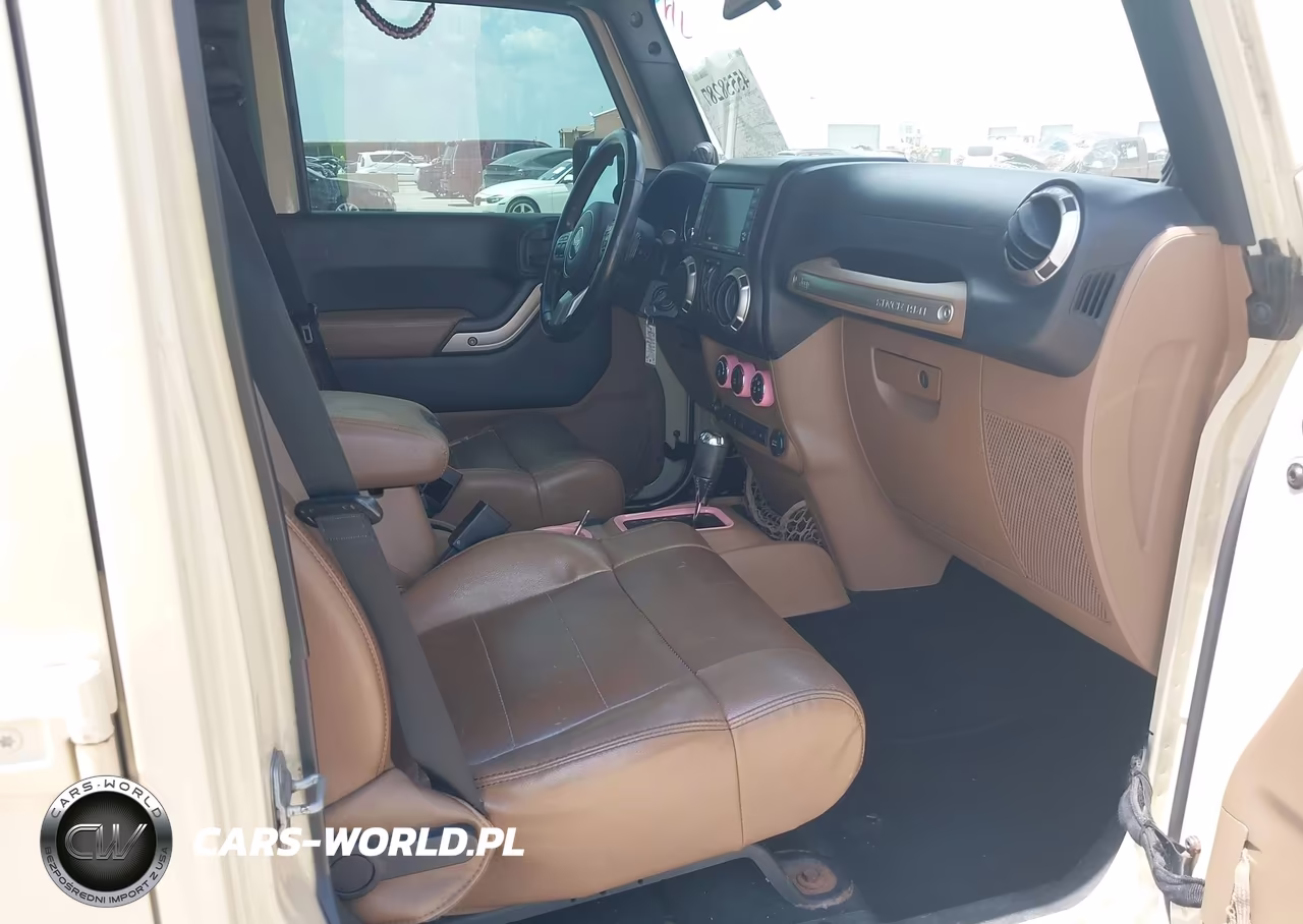 2011 Jeep Wrangler Unlimited Sport VIN:1J4BA3H15BL625431 - 5