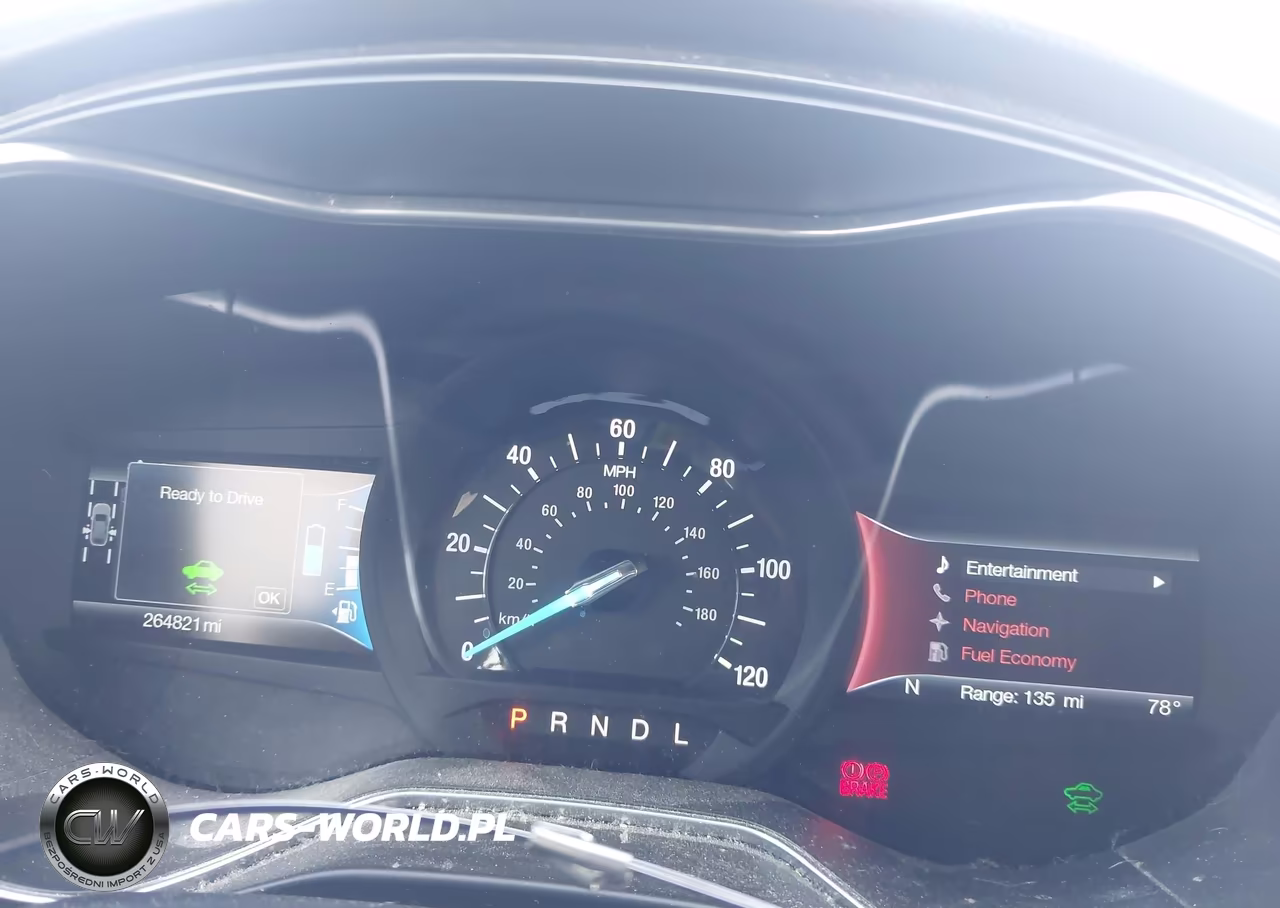 2017 Ford Fusion Energi Platinum-Titanium VIN:3FA6P0SU5HR173231 - 7