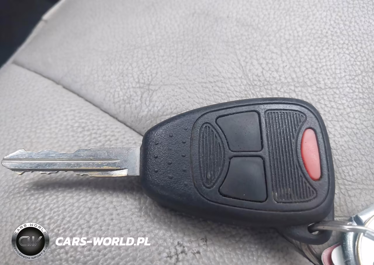 2006 Chrysler 300 Touring VIN:2C3KK53G06H370012 - 11