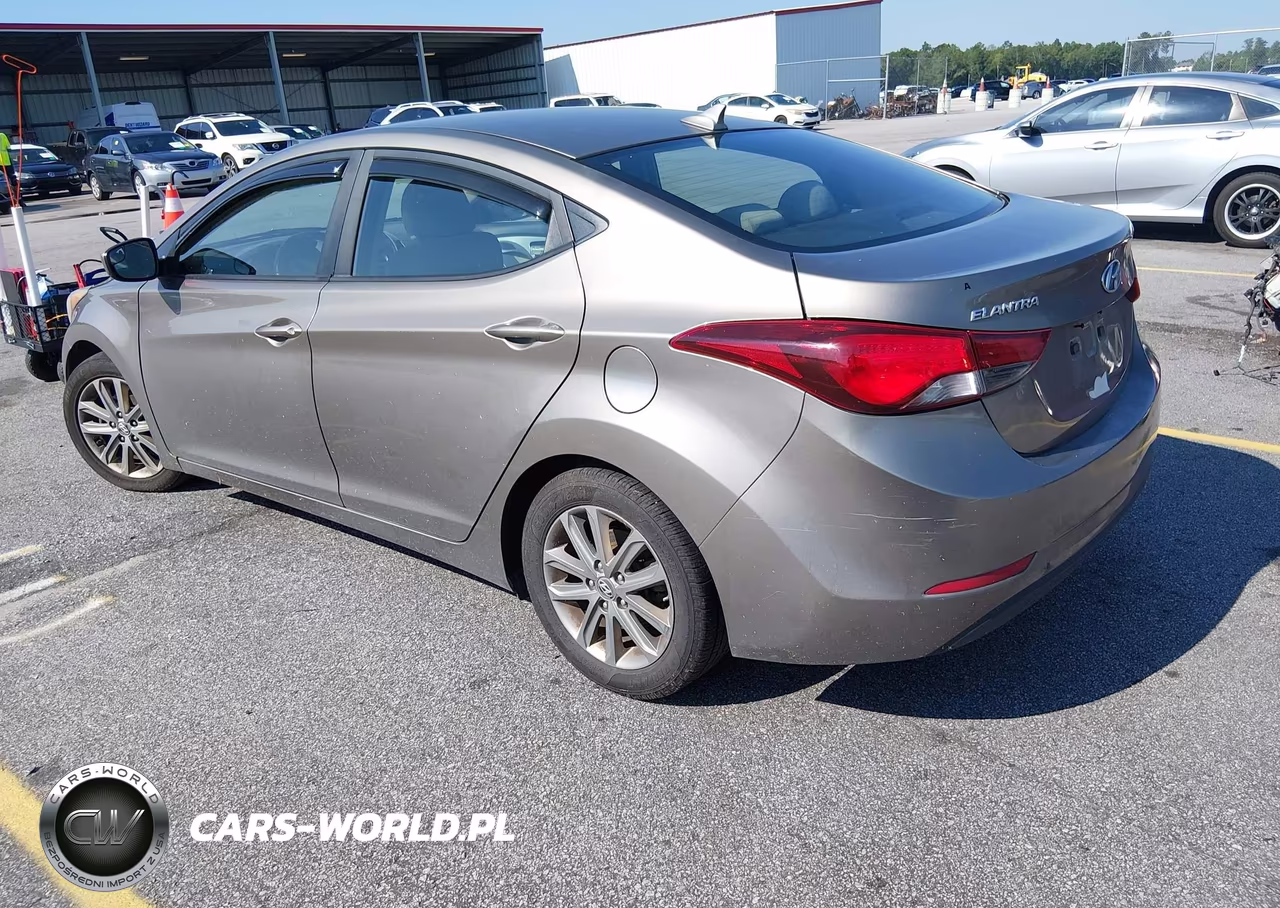 2015 Hyundai Elantra Se VIN:5NPDH4AE2FH561081 - 3