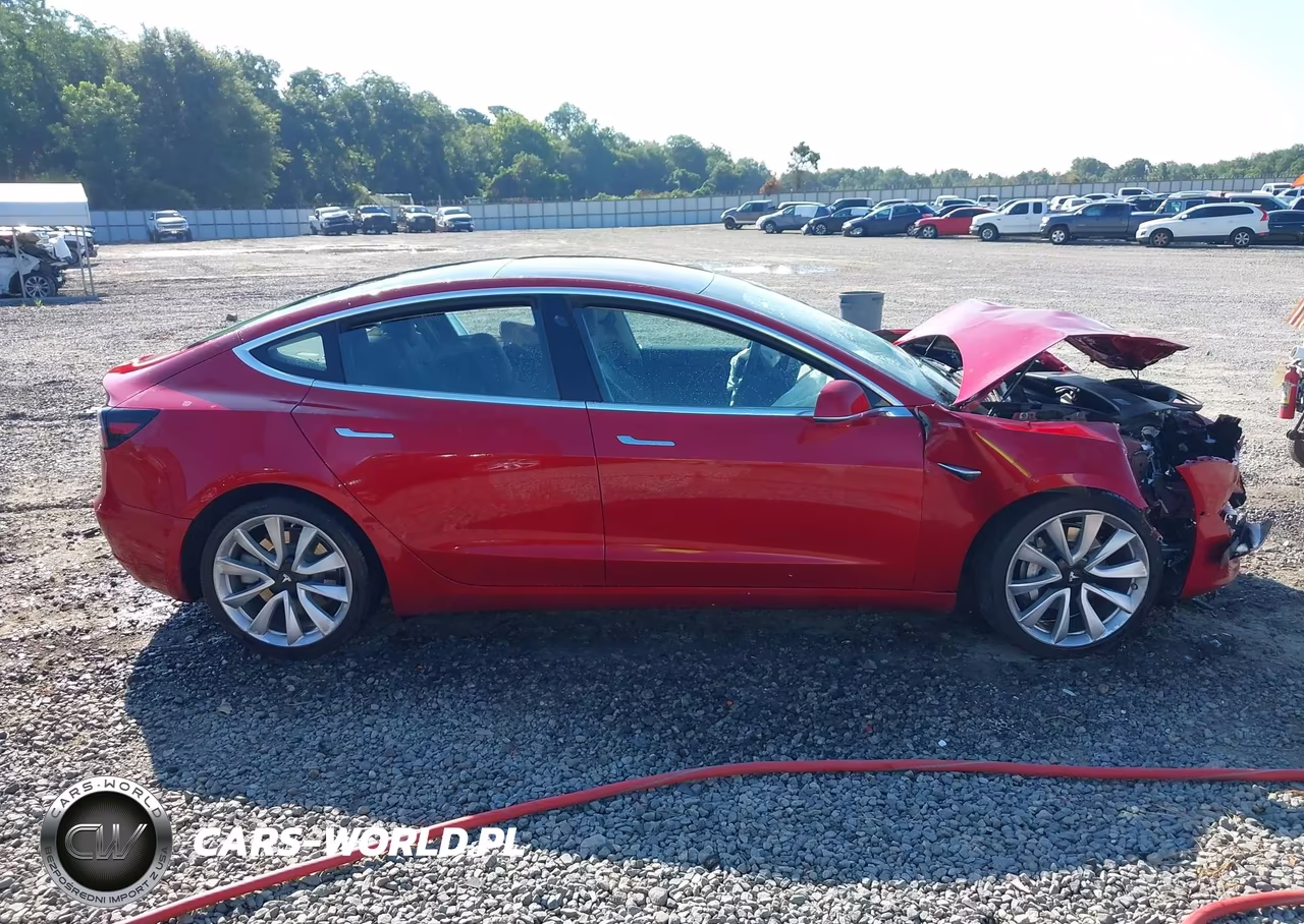 2018 Tesla Model 3 Long Range-Mid Range VIN:5YJ3E1EAXJF053359 - 11
