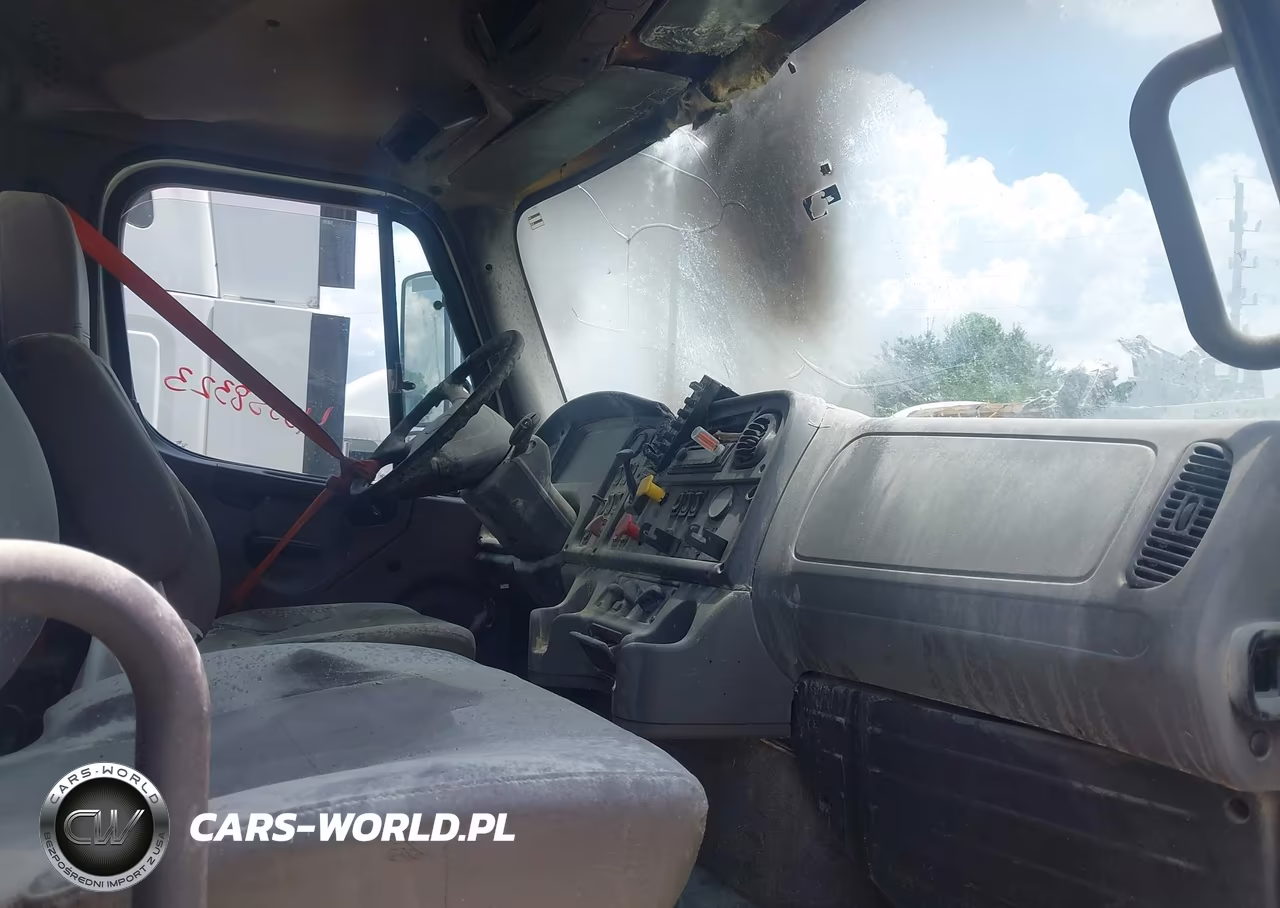 2015 Freightliner M2 112 Medium Duty VIN:1FUJC5DV4FHGR6690 - 5