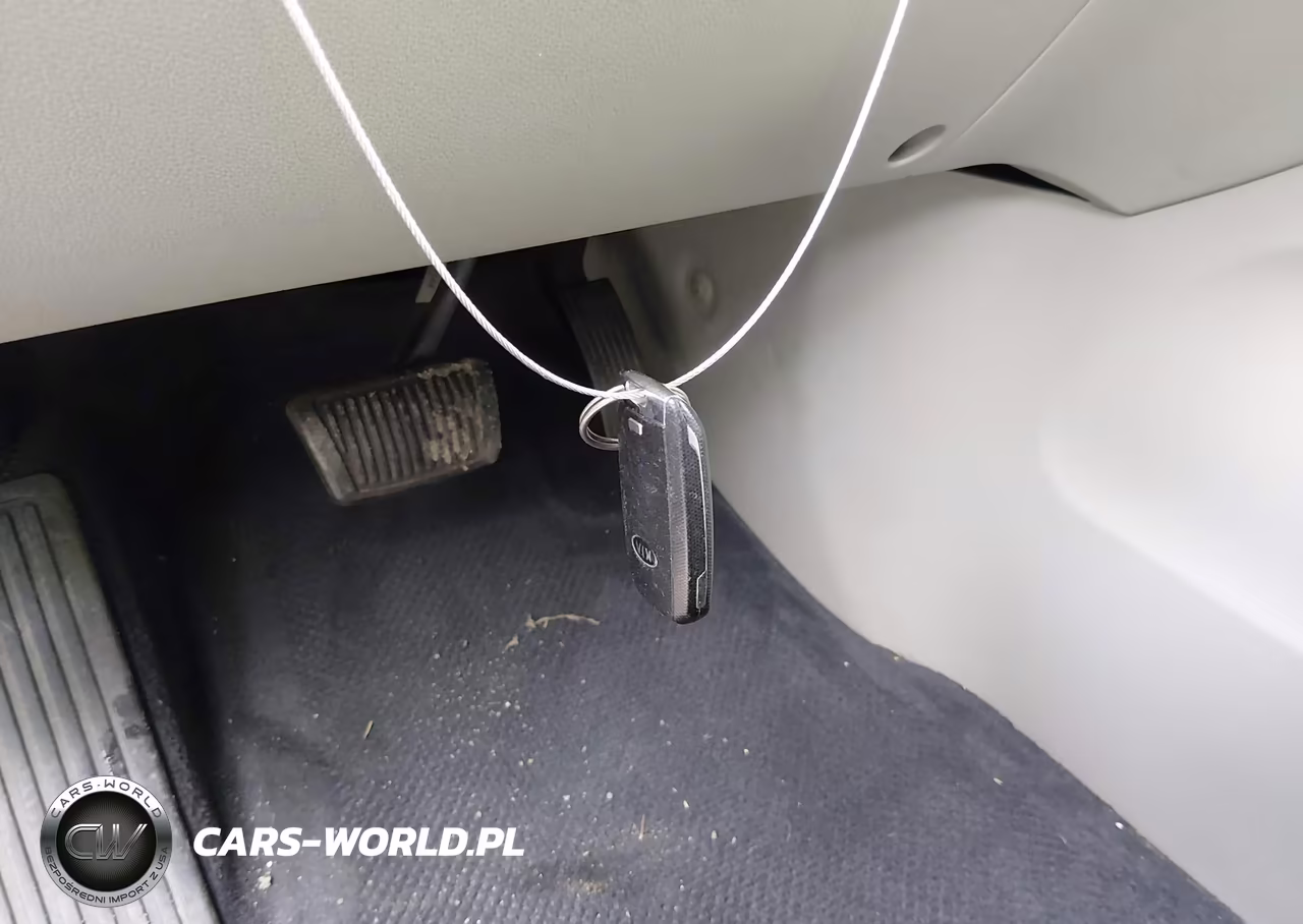 2017 Kia Sedona Lx VIN:KNDMB5C18H6282295 - 11