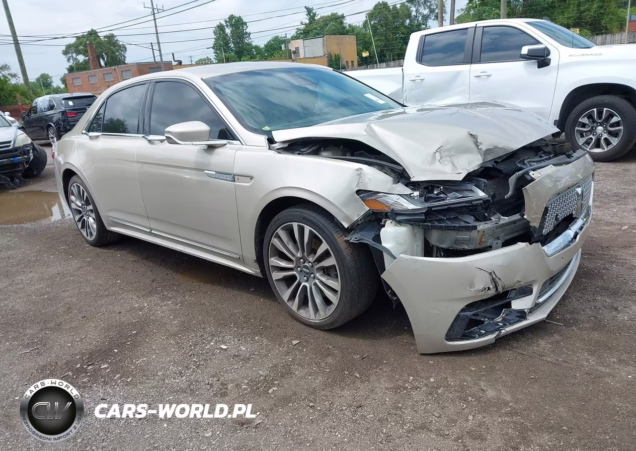 2017 Lincoln Continental Select