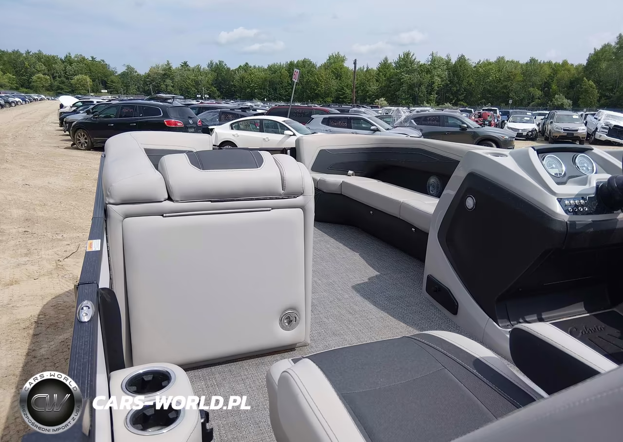 2026 Barletta Pontoon VIN:BDF26449H526 - 5