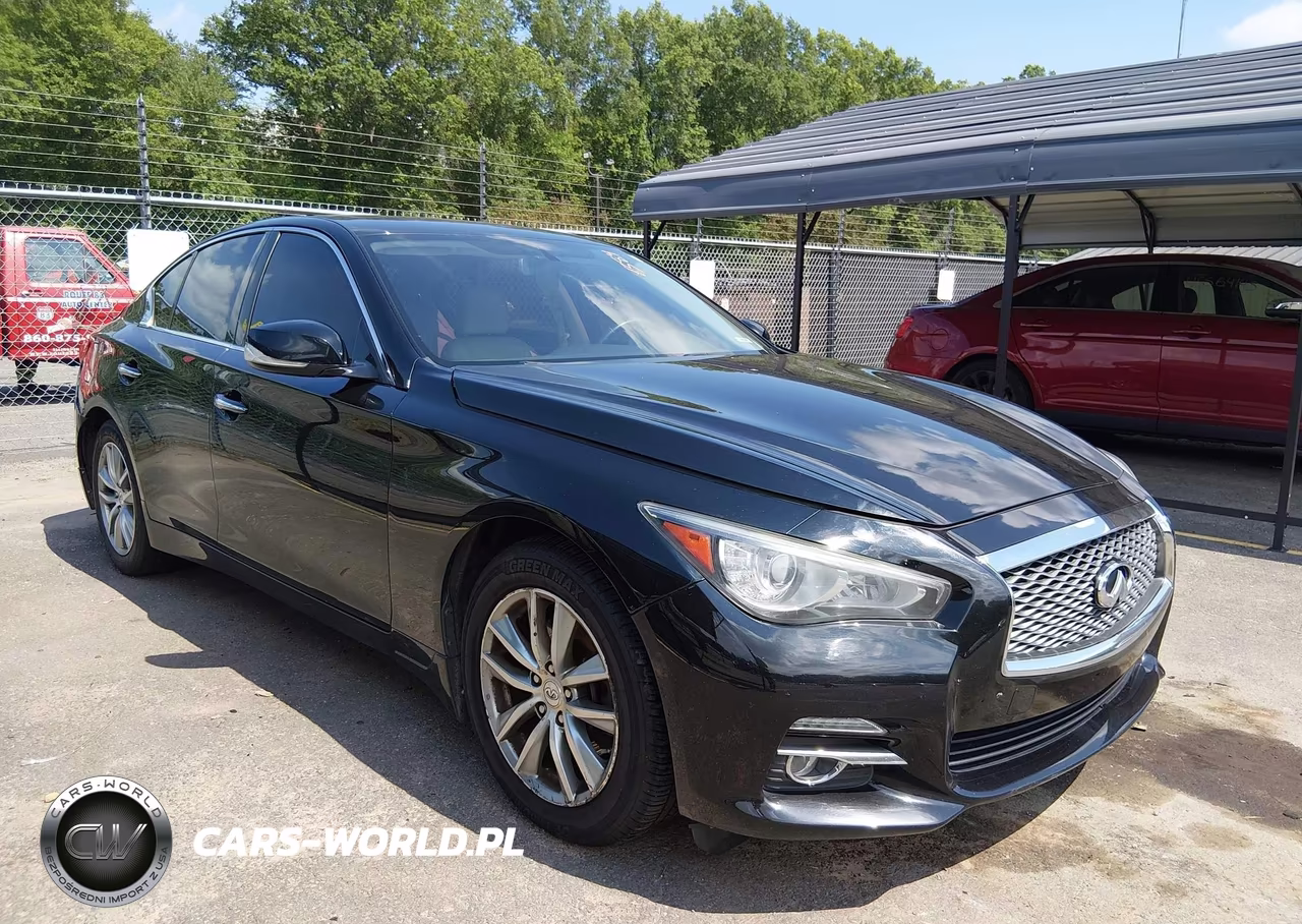 2015 Infiniti Q50