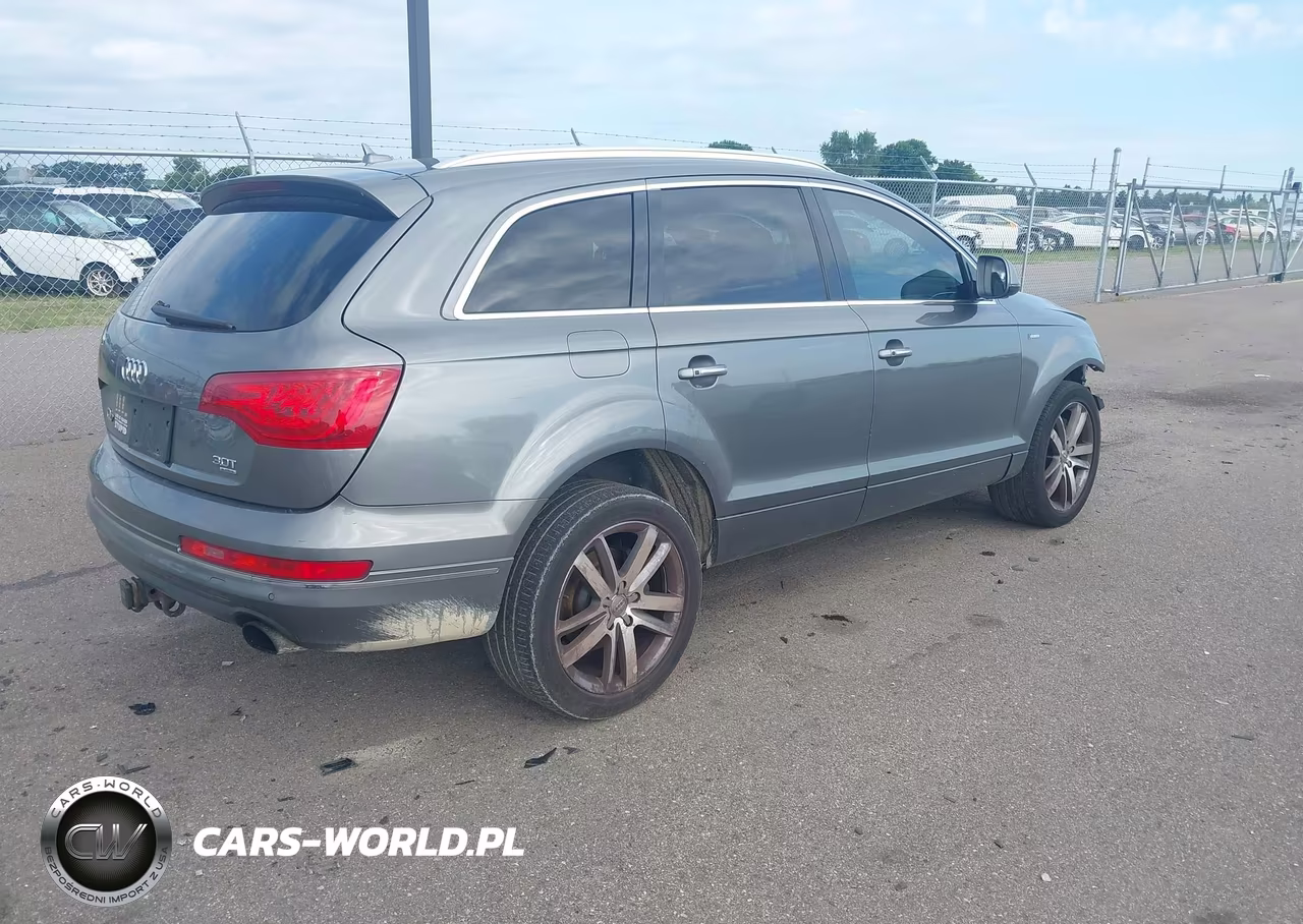 2014 Audi Q7 3.0T Premium VIN:WA1LGAFE5ED011877 - 4