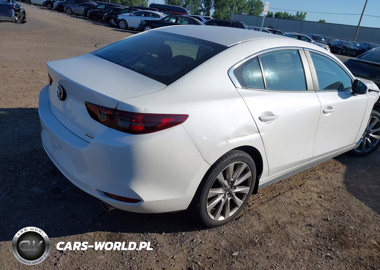 2020 Mazda Mazda3 Select Package VIN:3MZBPBCM1LM126302 - 4