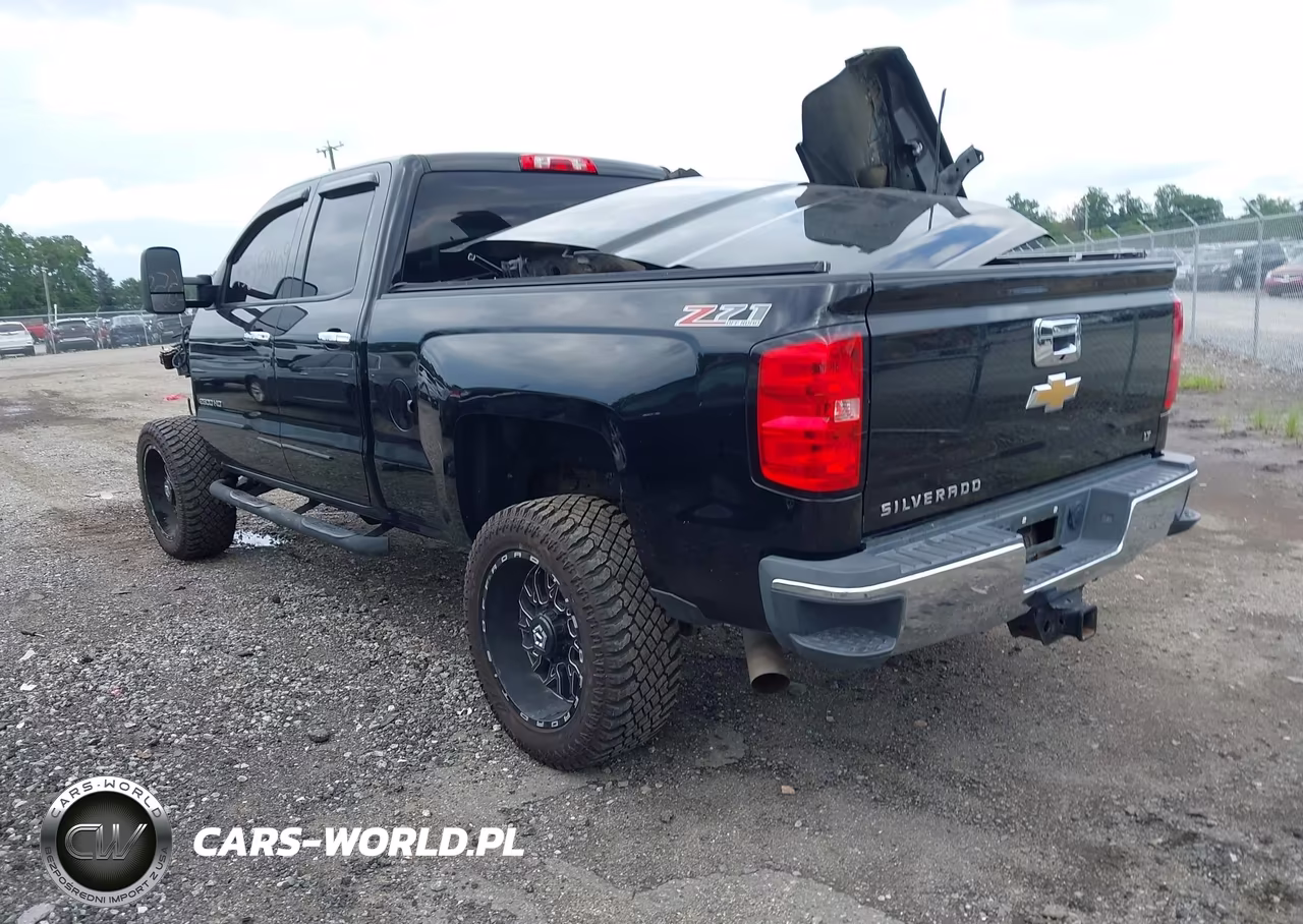 2015 Chevrolet Silverado 2500Hd Lt VIN:1GC2KVEG5FZ144072 - 3