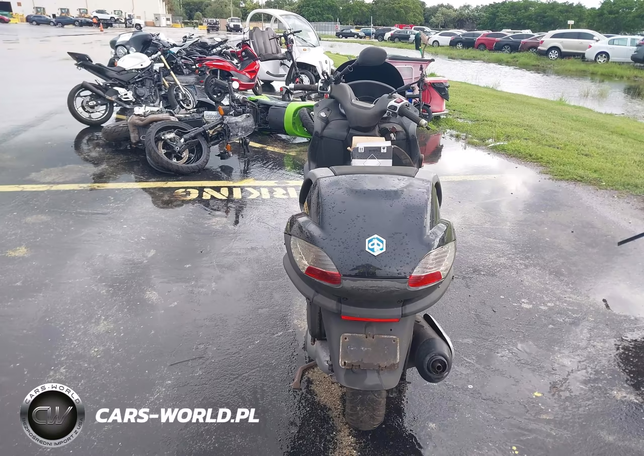 2009 Piaggio Mp3 250 VIN:ZAPM479MX95003622 - 16