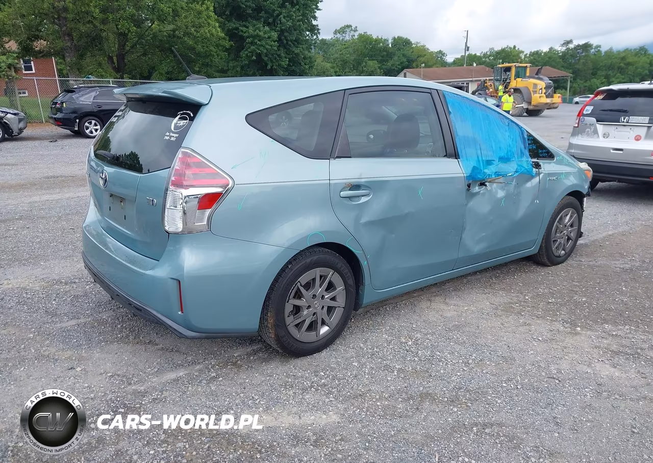 2015 Toyota Prius V Three VIN:JTDZN3EU0FJ032083 - 4