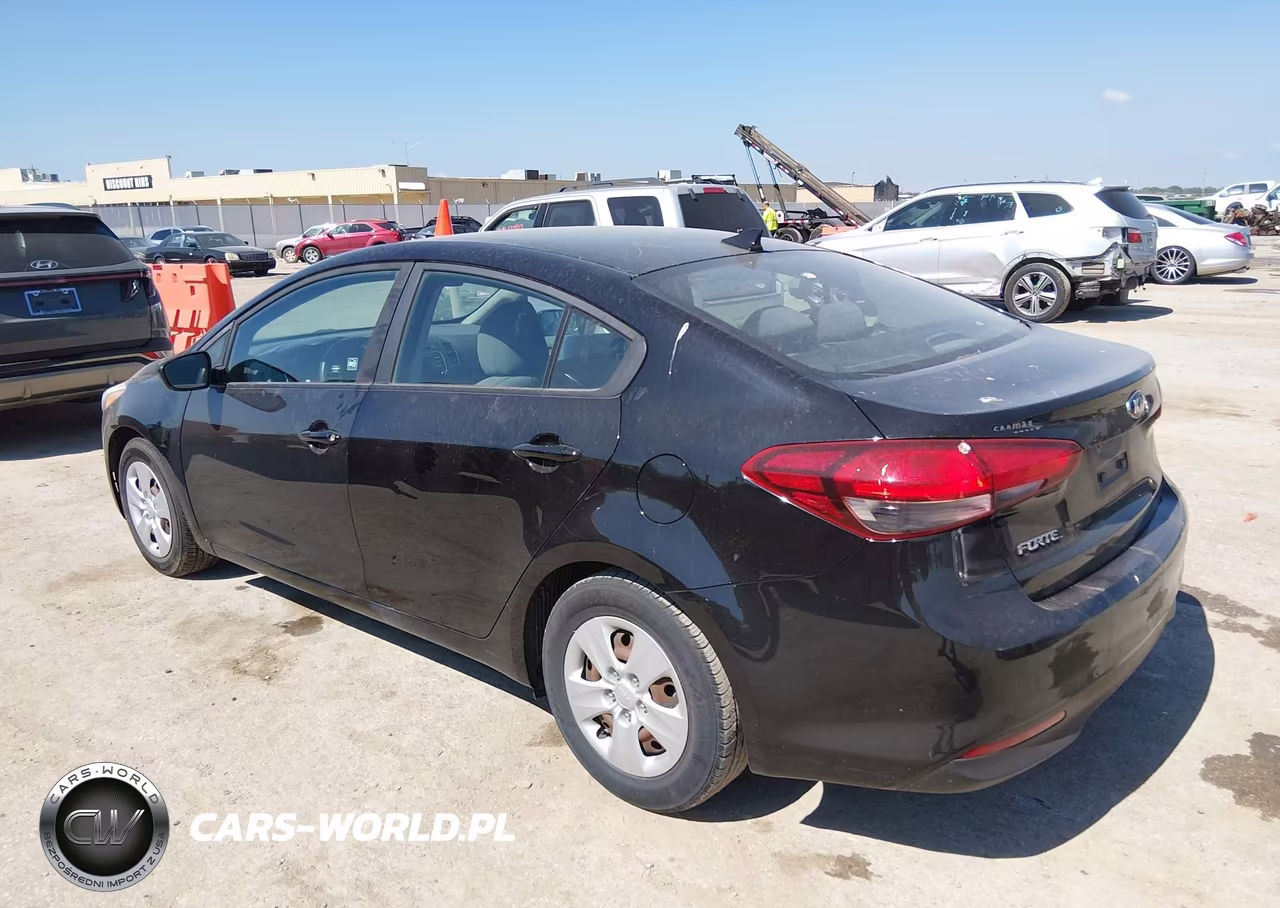 2017 Kia Forte Lx VIN:3KPFK4A79HE059218 - 3