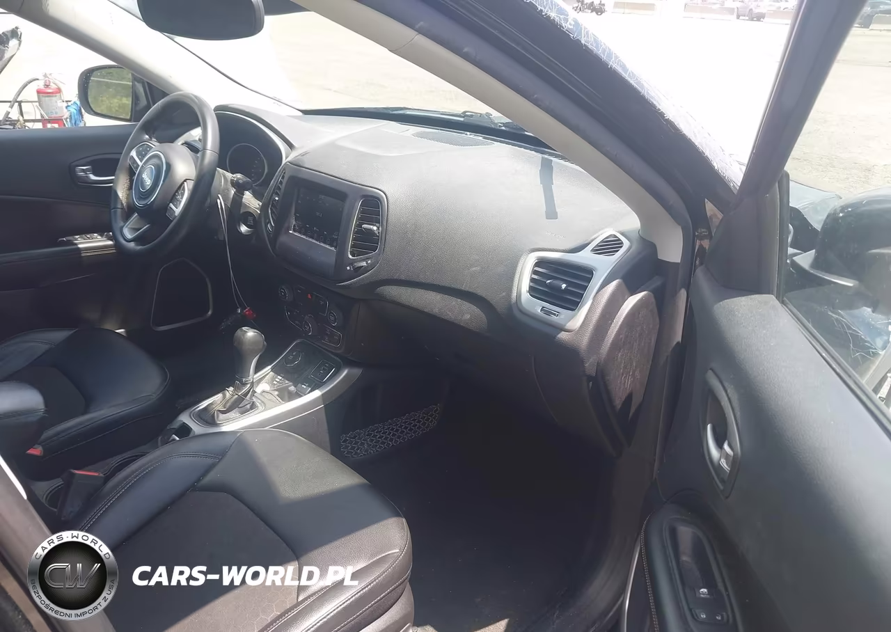 2021 Jeep Compass Latitude 4X4 VIN:3C4NJDBB1MT584555 - 5