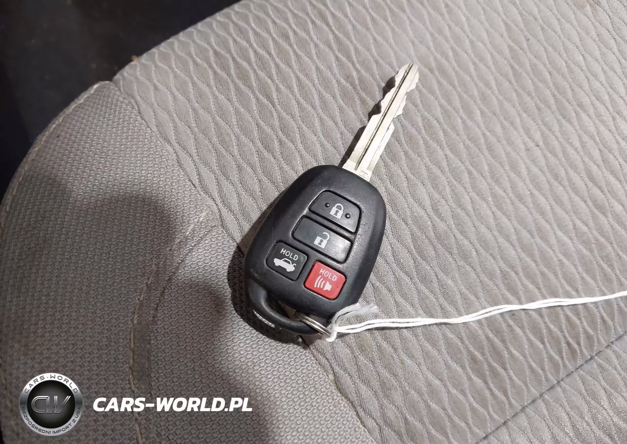 2016 Toyota Corolla Le VIN:2T1BURHE9GC696312 - 11