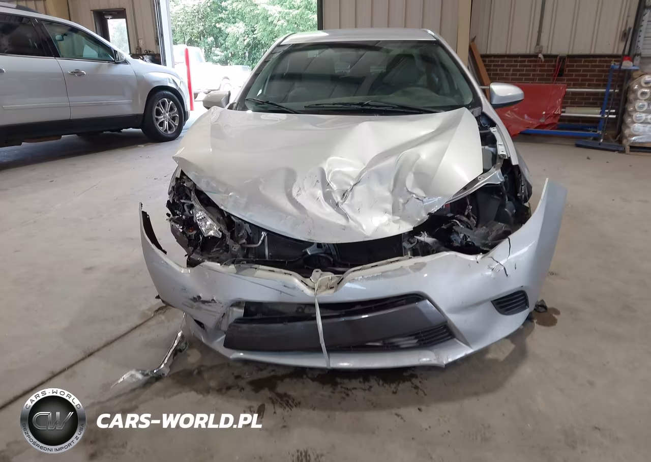 2016 Toyota Corolla Le VIN:2T1BURHE9GC696312 - 12