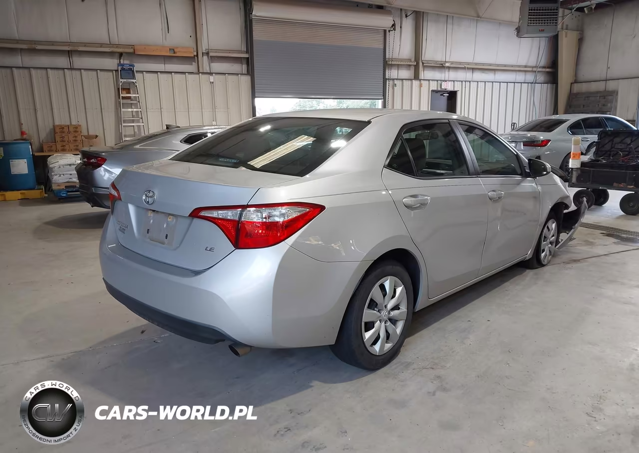 2016 Toyota Corolla Le VIN:2T1BURHE9GC696312 - 4