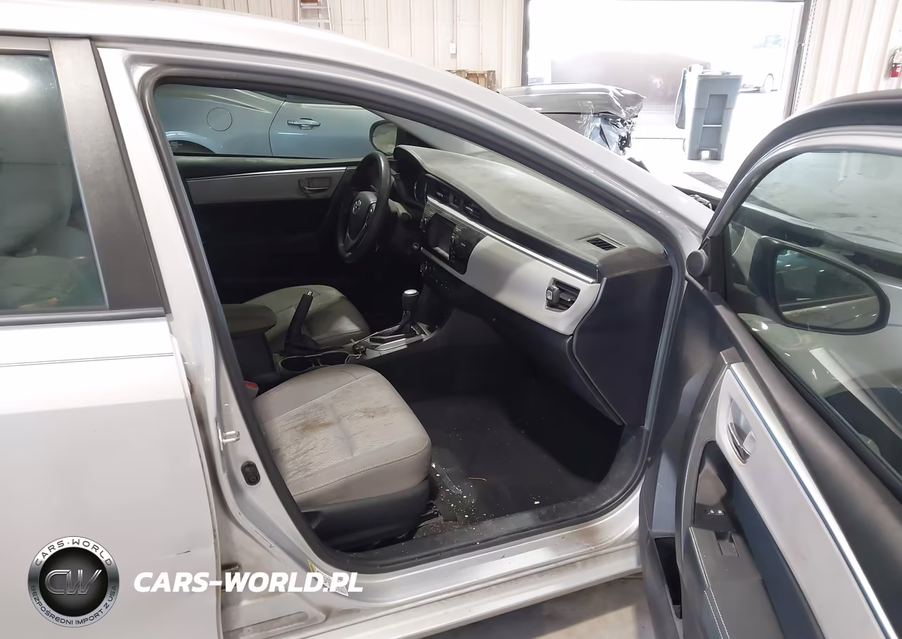 2016 Toyota Corolla Le VIN:2T1BURHE9GC696312 - 5