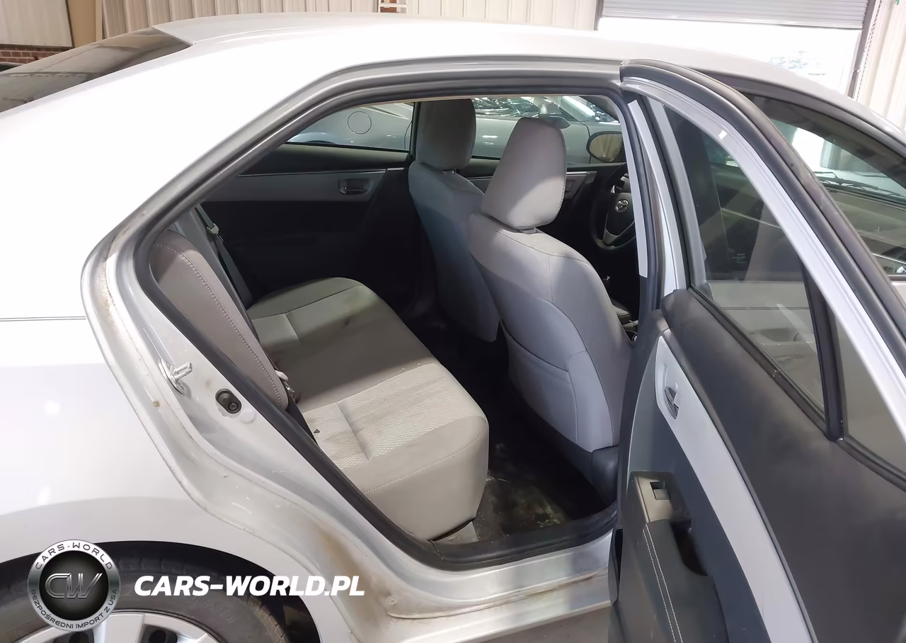 2016 Toyota Corolla Le VIN:2T1BURHE9GC696312 - 8