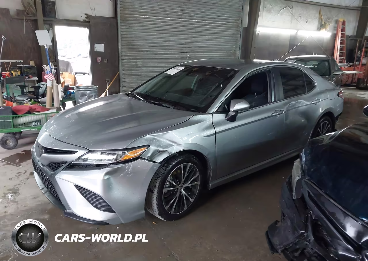 2020 Toyota Camry Se VIN:4T1G11AK2LU505564 - 2
