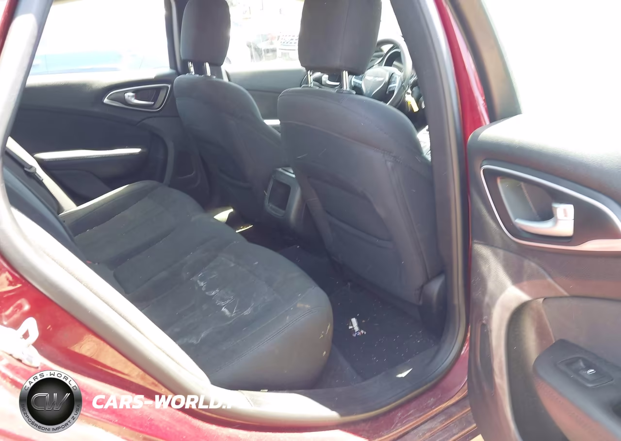 2015 Chrysler 200 Limited VIN:1C3CCCAB1FN722986 - 8