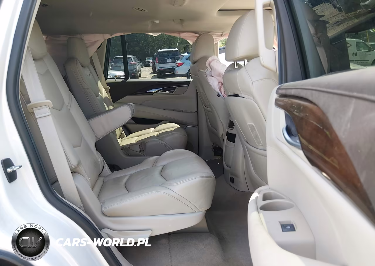 2017 Cadillac Escalade Luxury VIN:1GYS4BKJ8HR291119 - 8