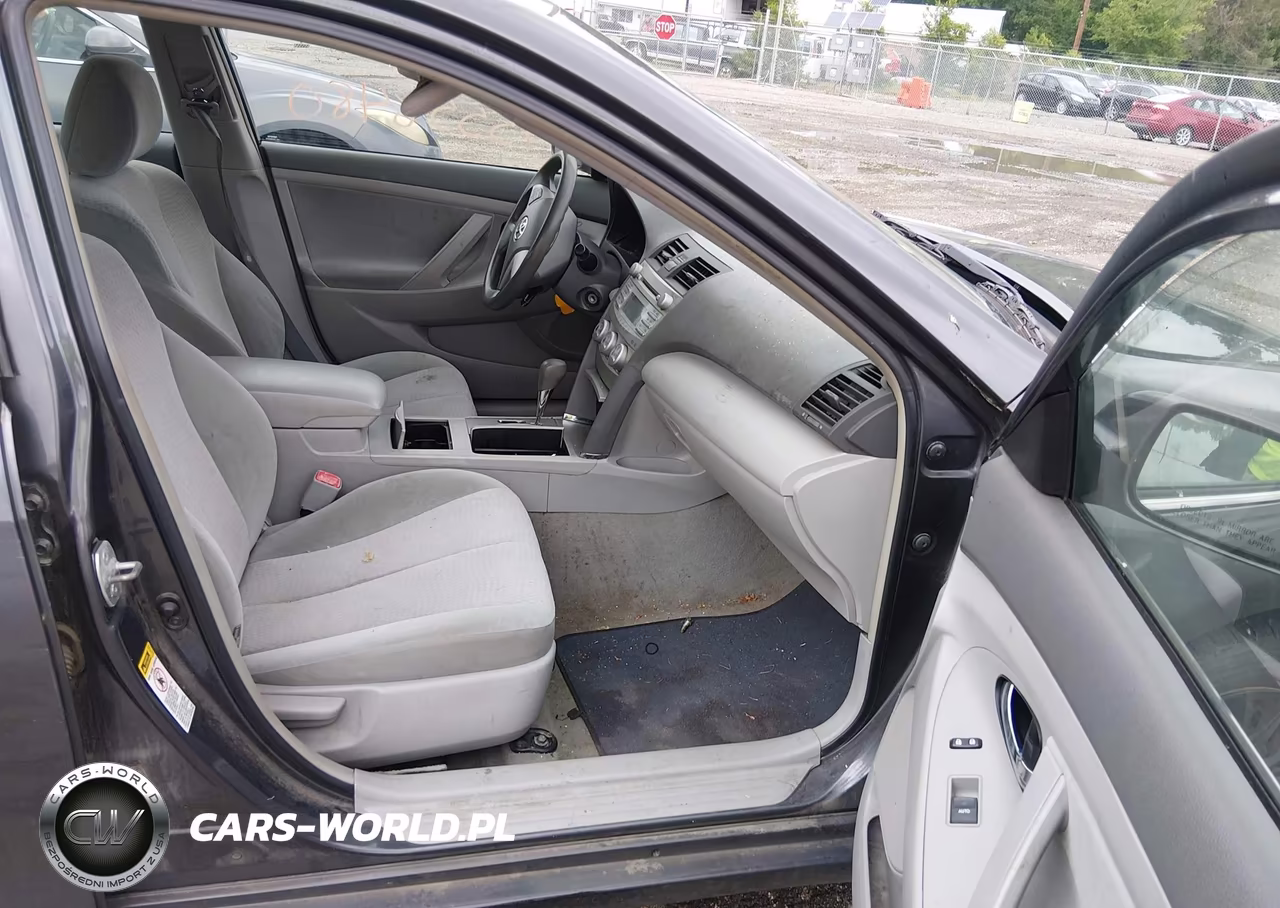 2010 Toyota Camry Le VIN:4T1BF3EK6AU530207 - 5