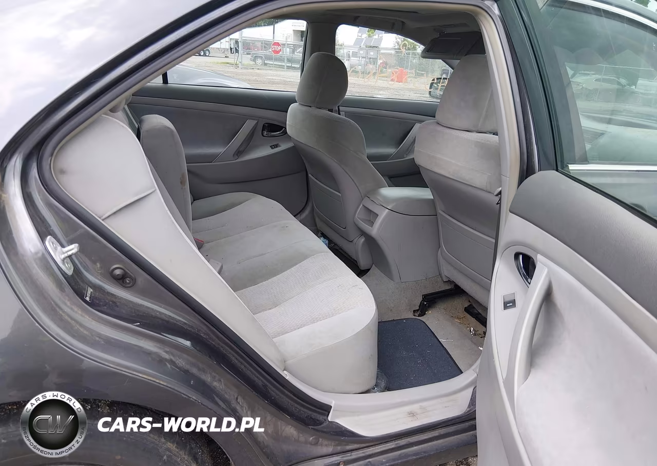 2010 Toyota Camry Le VIN:4T1BF3EK6AU530207 - 8