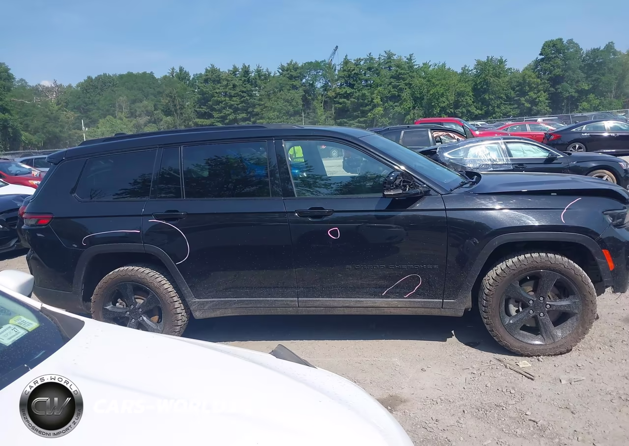 2023 Jeep Grand Cherokee L Altitude 4X4 VIN:1C4RJKAG2P8728412 - 13