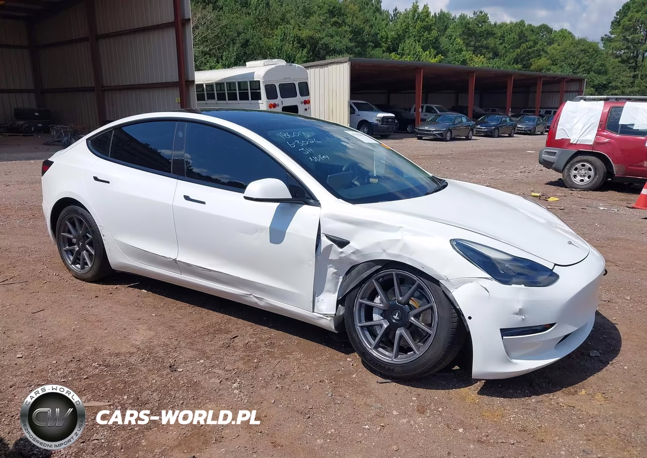 2022 Tesla Model 3 Rear-Wheel Drive – zdjęcie 1 z 15