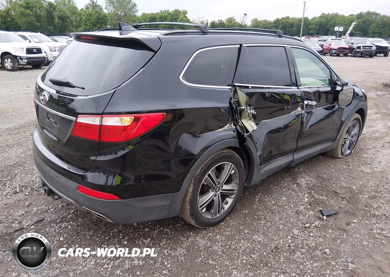 2016 Hyundai Santa Fe Limited VIN:KM8SRDHF6GU164916 - 4
