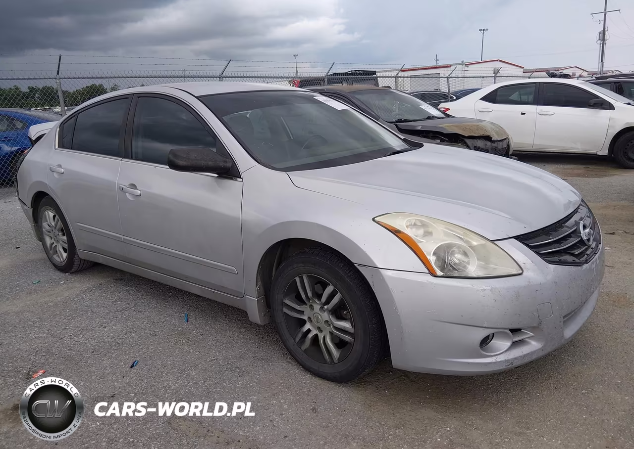 2012 Nissan Altima 2.5 S – zdjęcie 1 z 17