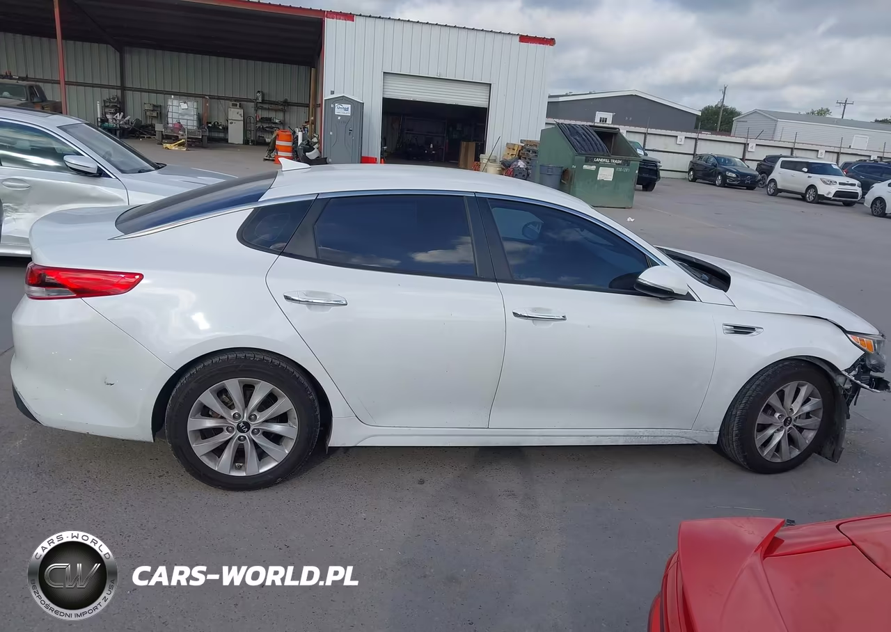 2018 Kia Optima Lx VIN:5XXGT4L34JG256984 - 14