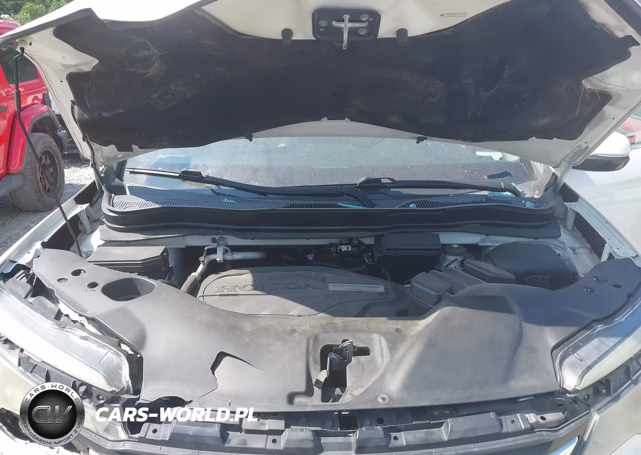 2016 Honda Pilot Touring VIN:5FNYF5H95GB013355 - 10