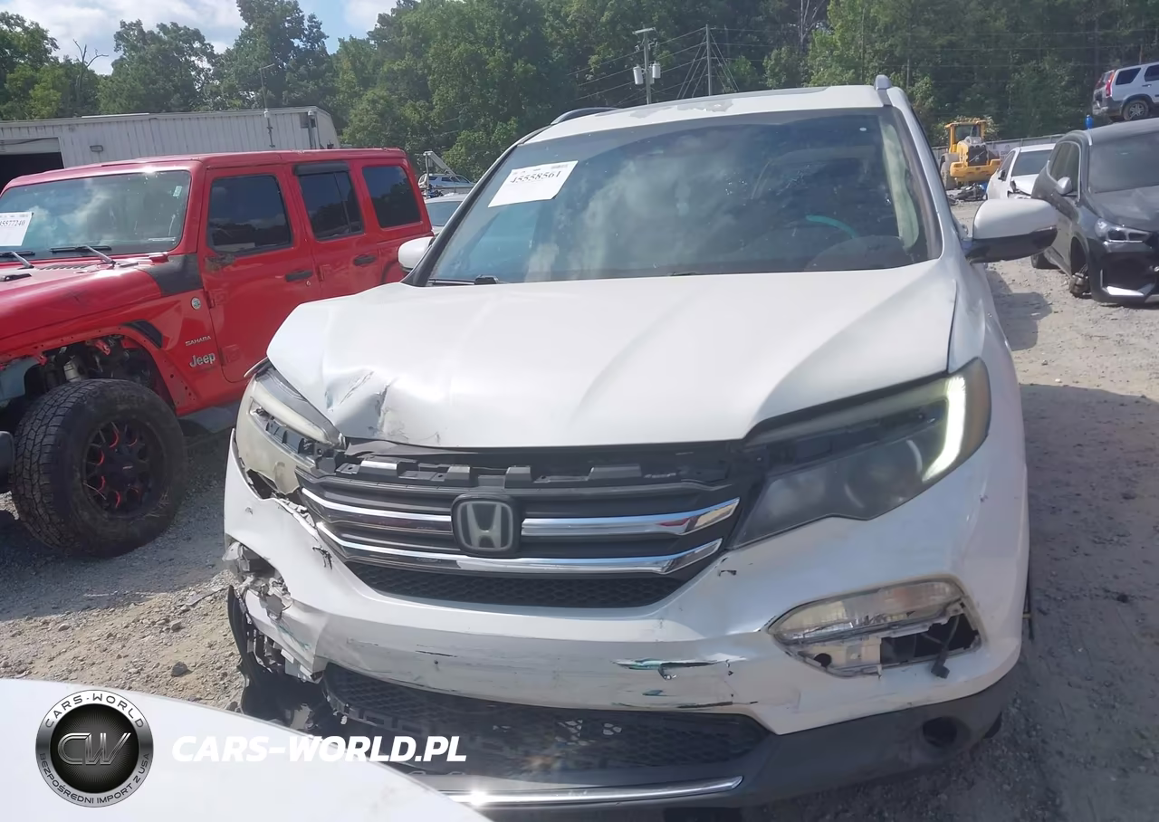 2016 Honda Pilot Touring VIN:5FNYF5H95GB013355 - 12