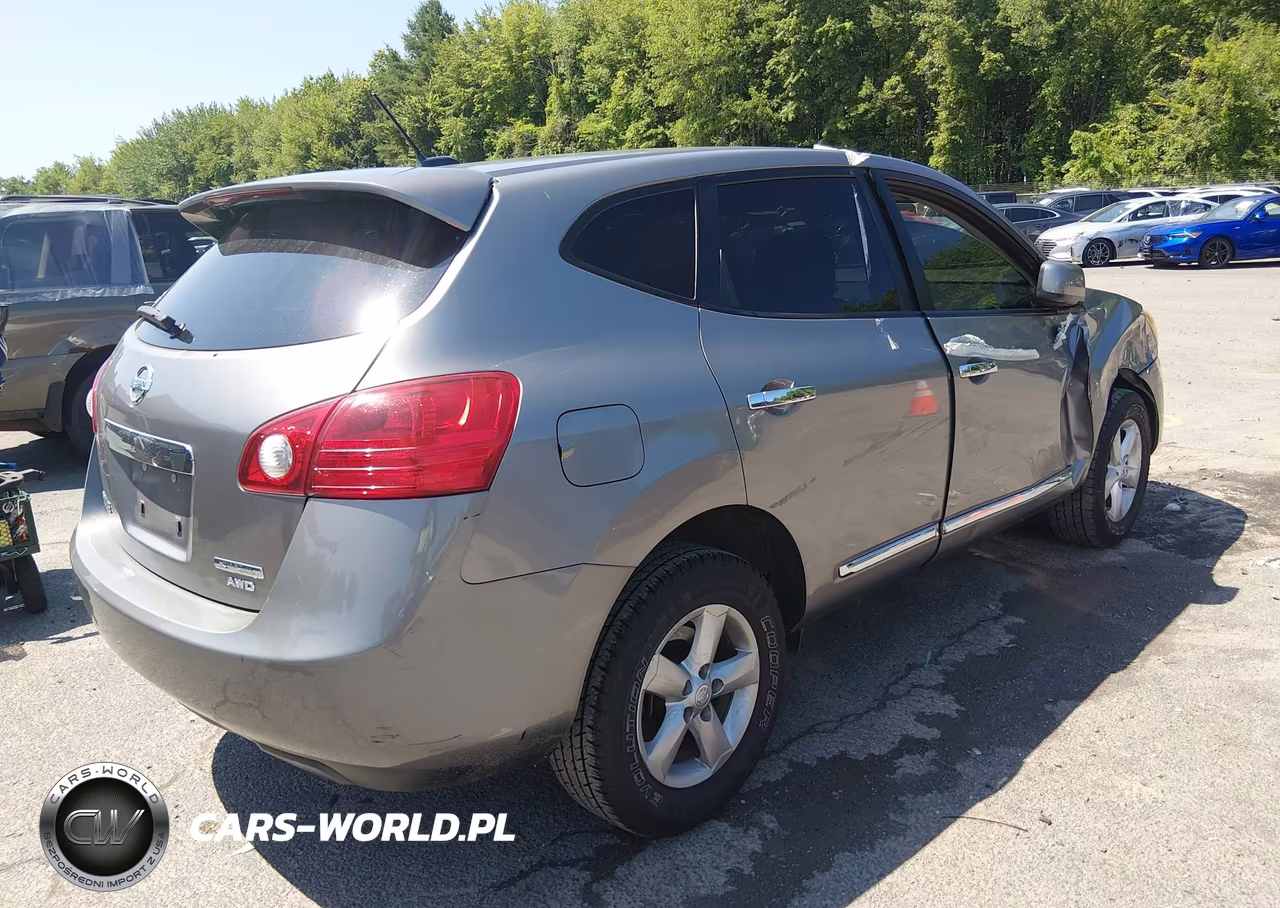 2013 Nissan Rogue S VIN:JN8AS5MV8DW139091 - 4
