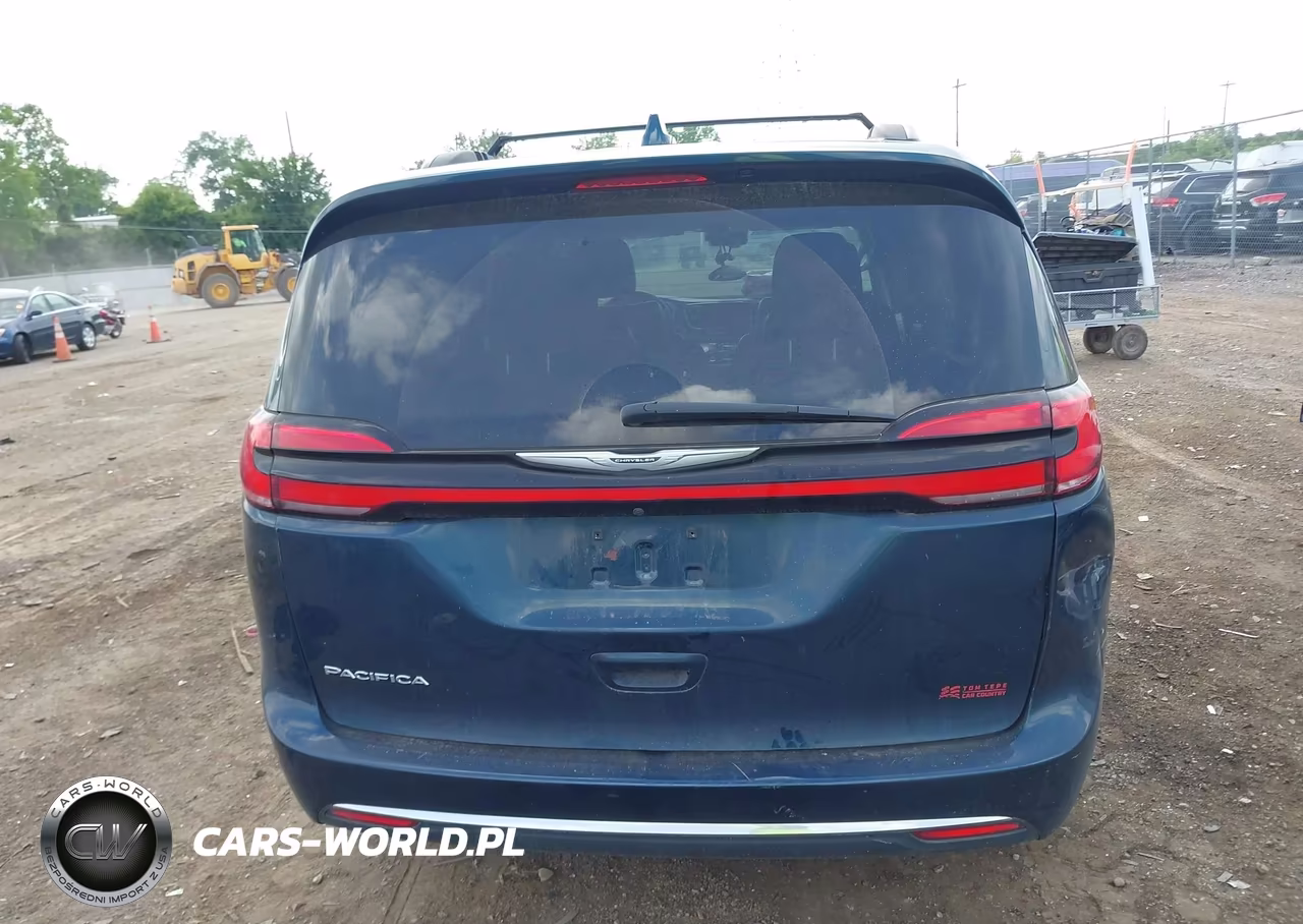 2022 Chrysler Pacifica Touring L VIN:2C4RC1BG5NR233755 - 16