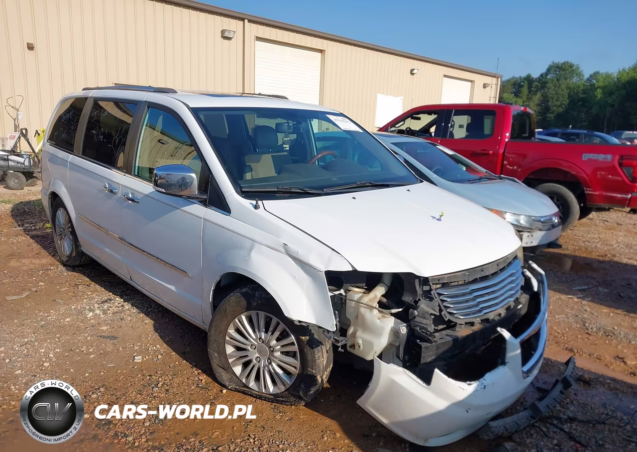 2014 Chrysler Town & Country Limited – zdjęcie 1 z 16