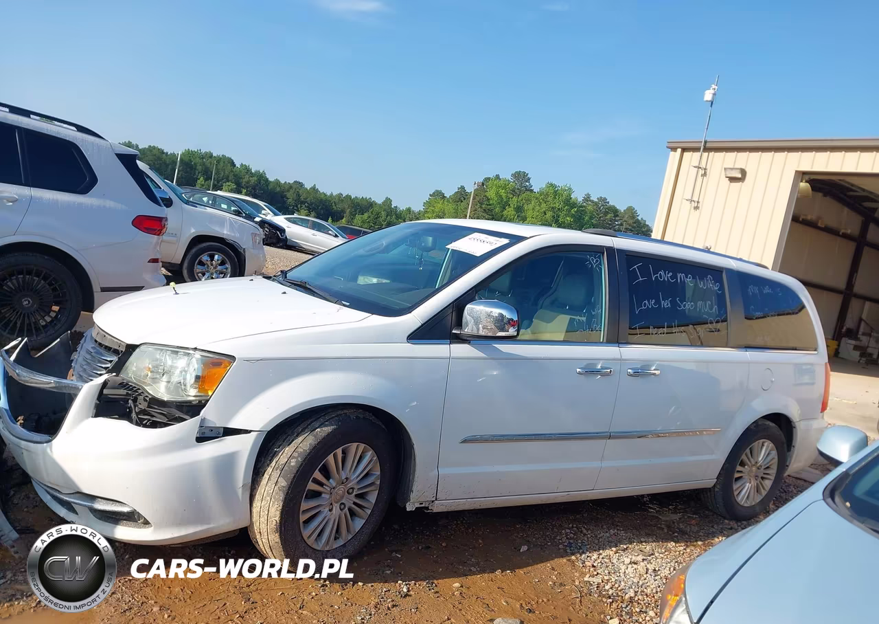 2014 Chrysler Town & Country Limited VIN:2C4RC1GG4ER329935 - 14