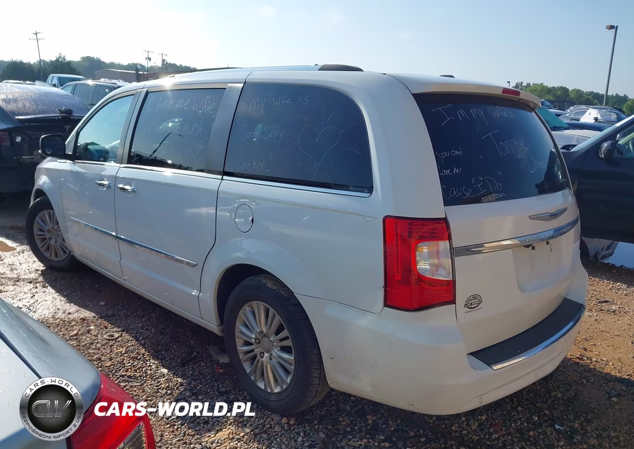 2014 Chrysler Town & Country Limited VIN:2C4RC1GG4ER329935 - 3